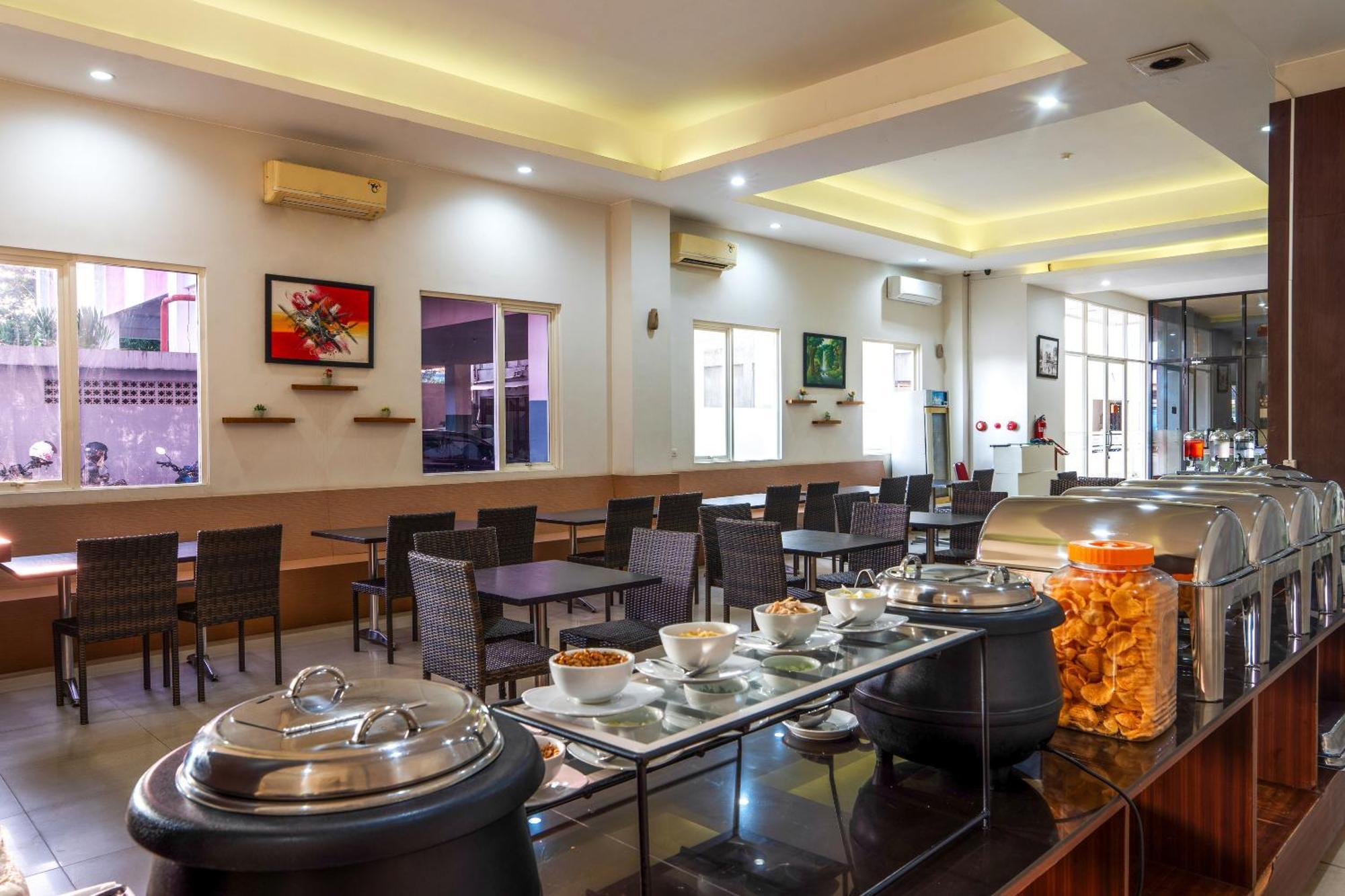 Midtown Xpress Sampit - Kalimantan Tengah Exterior photo