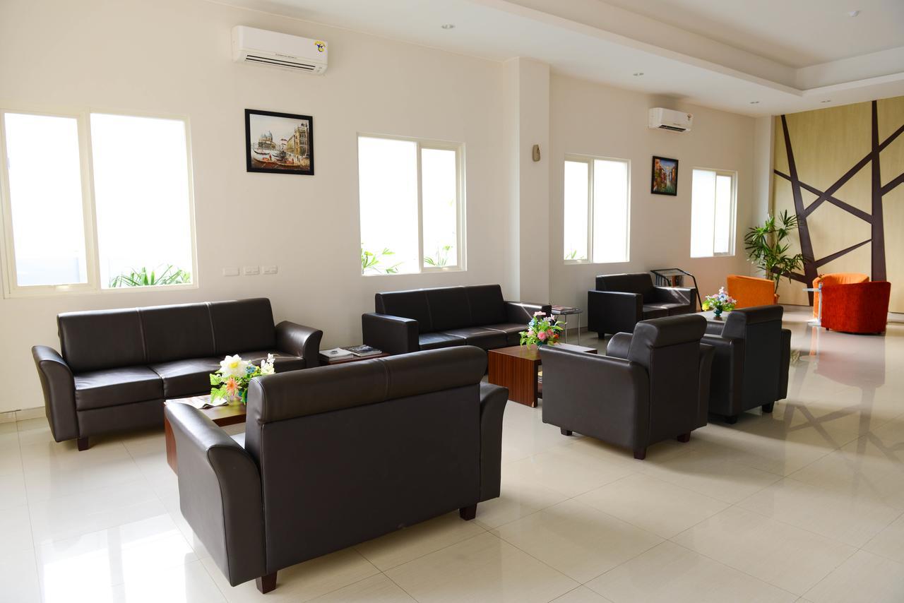 Midtown Xpress Sampit - Kalimantan Tengah Exterior photo